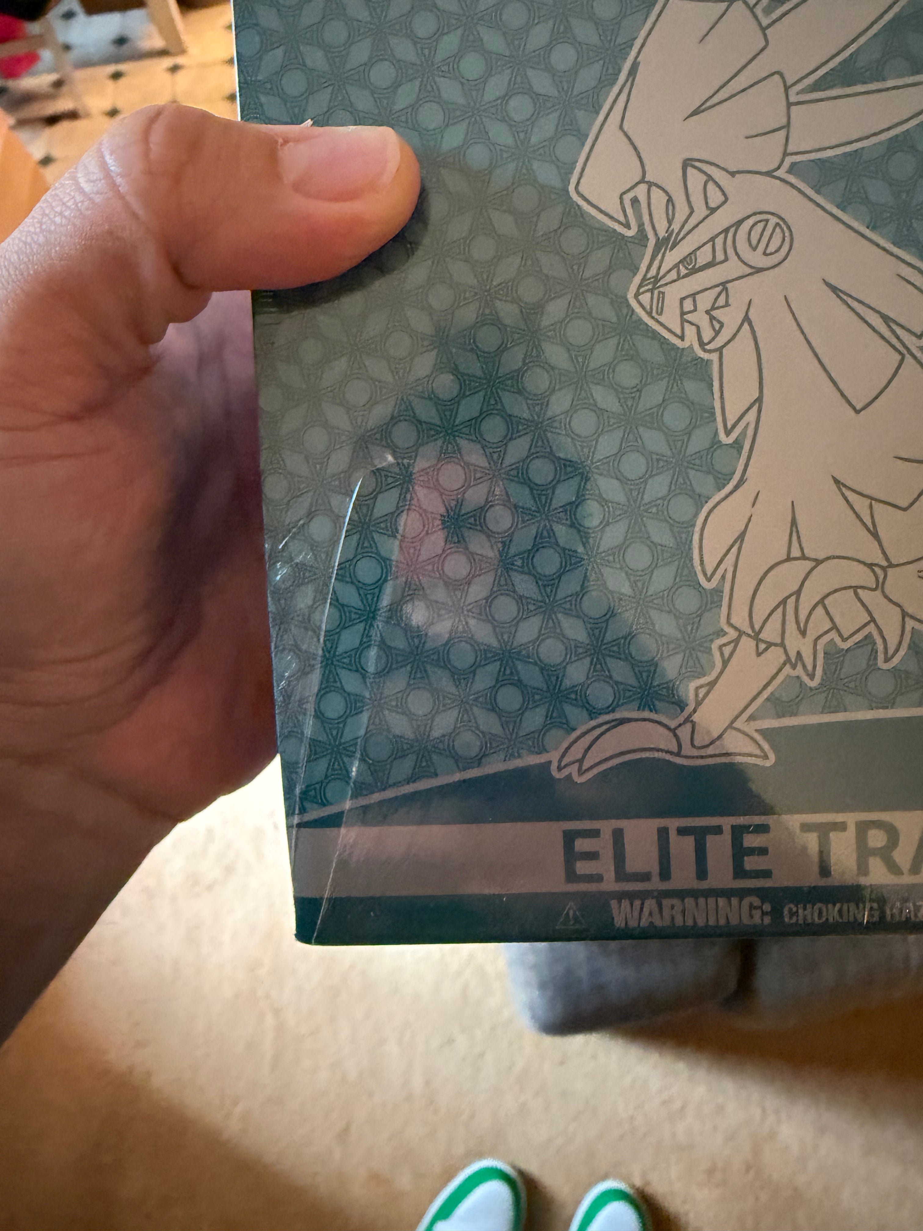 Crimson Invasion Elite Trainer Box - SM - Crimson Invasion (SM04)